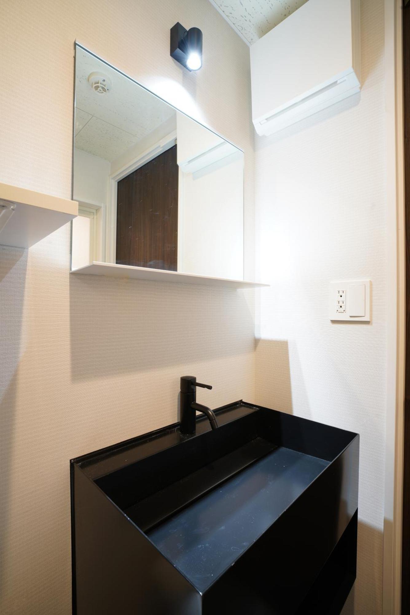 U-Hotel Takadanobaba Токио Номер фото
